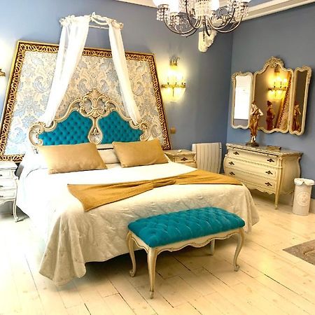 Hostal Boutique Puerta Del Sol Torrelavega Ngoại thất bức ảnh