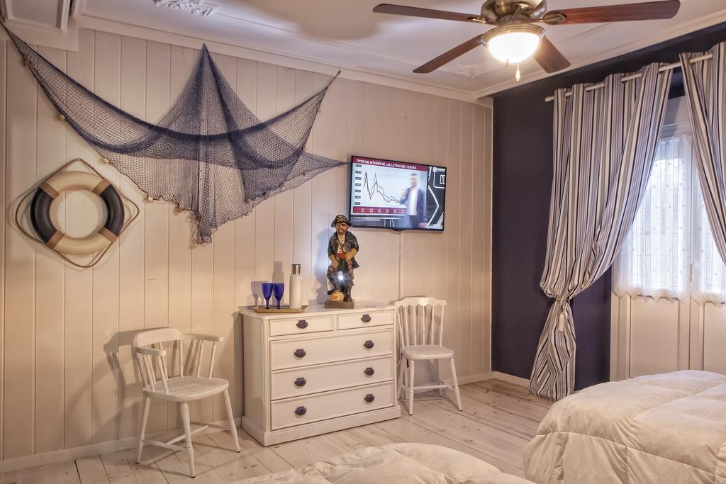 Hostal Boutique Puerta Del Sol Torrelavega Phòng bức ảnh