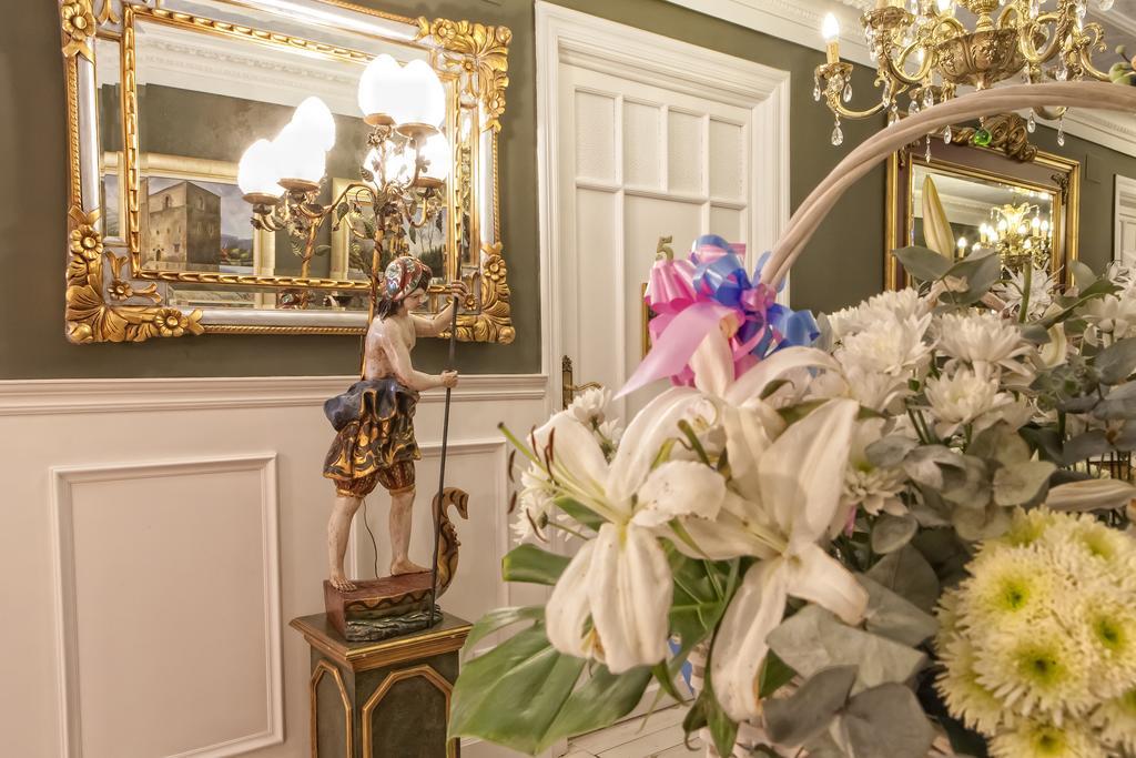 Hostal Boutique Puerta Del Sol Torrelavega Ngoại thất bức ảnh