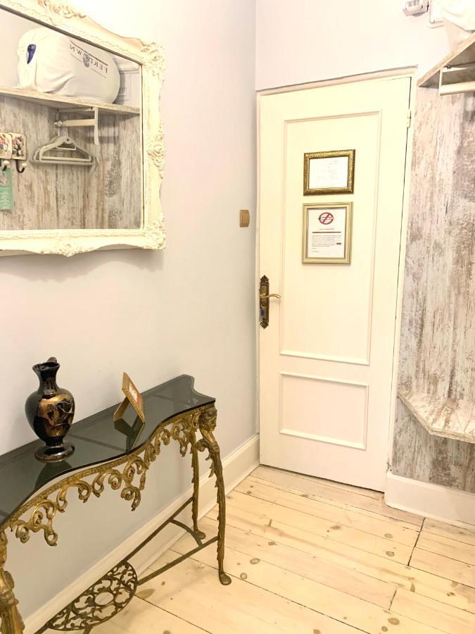Hostal Boutique Puerta Del Sol Torrelavega Ngoại thất bức ảnh