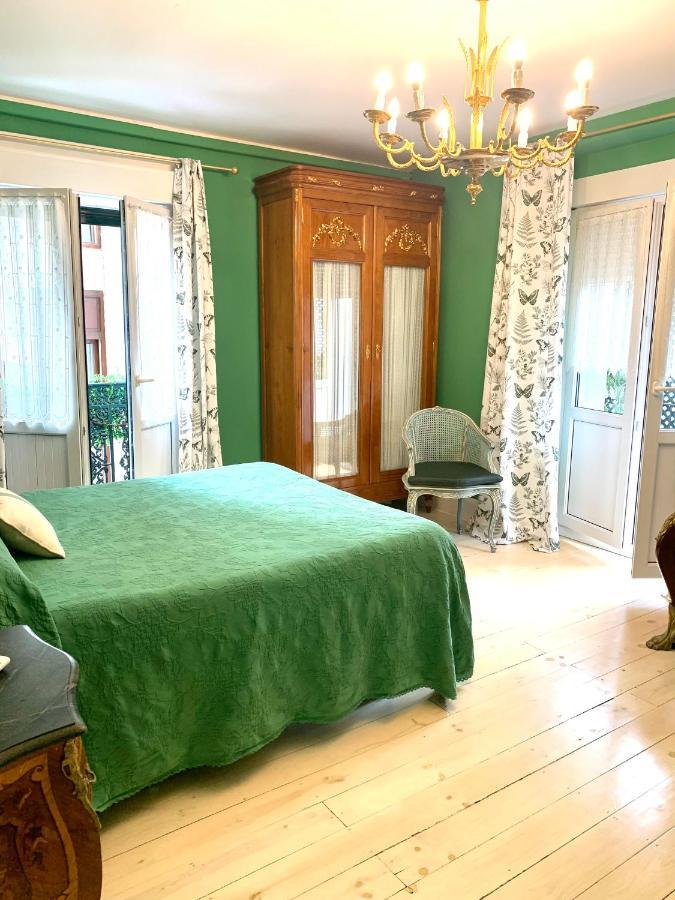 Hostal Boutique Puerta Del Sol Torrelavega Ngoại thất bức ảnh