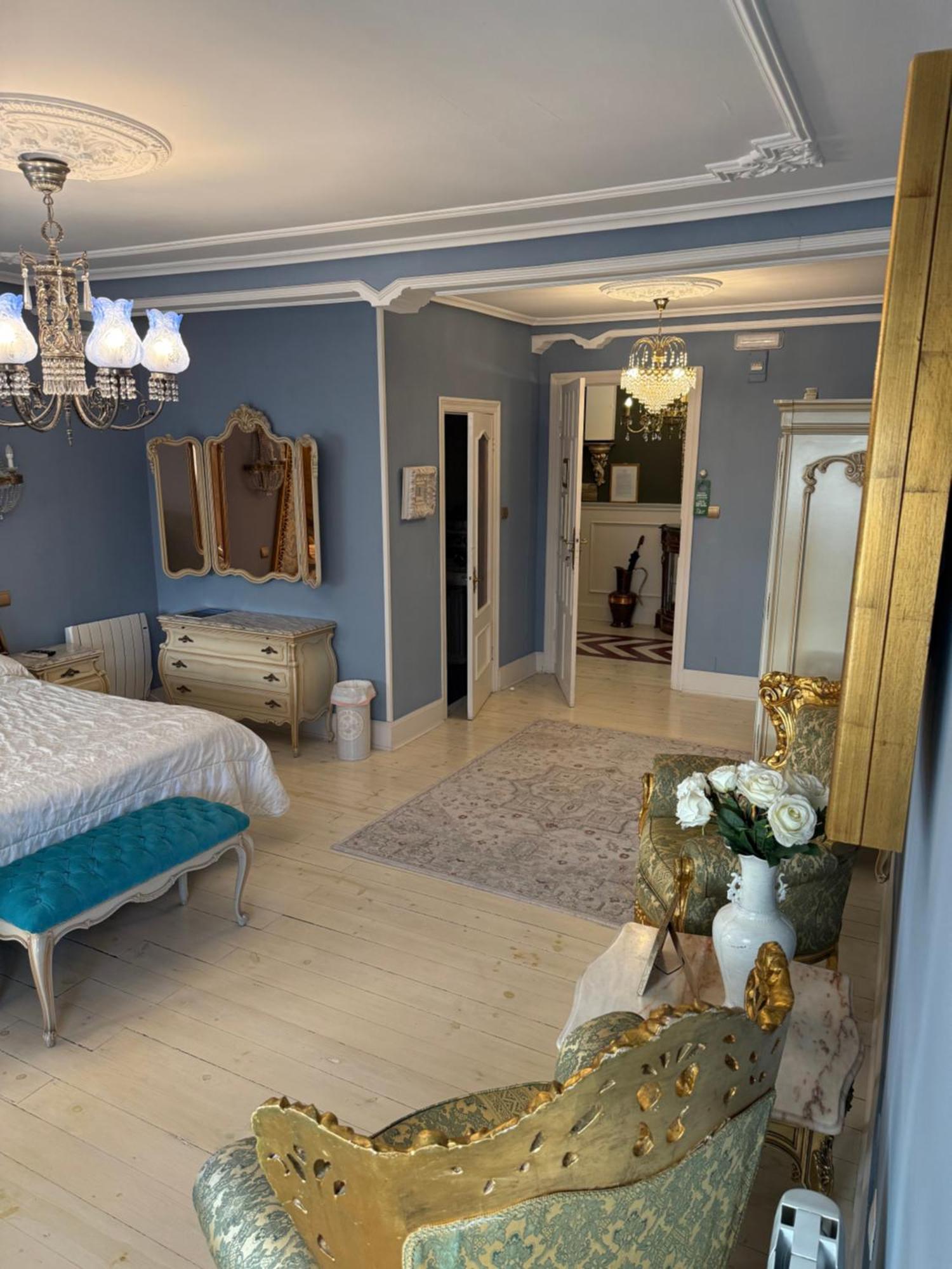 Hostal Boutique Puerta Del Sol Torrelavega Ngoại thất bức ảnh