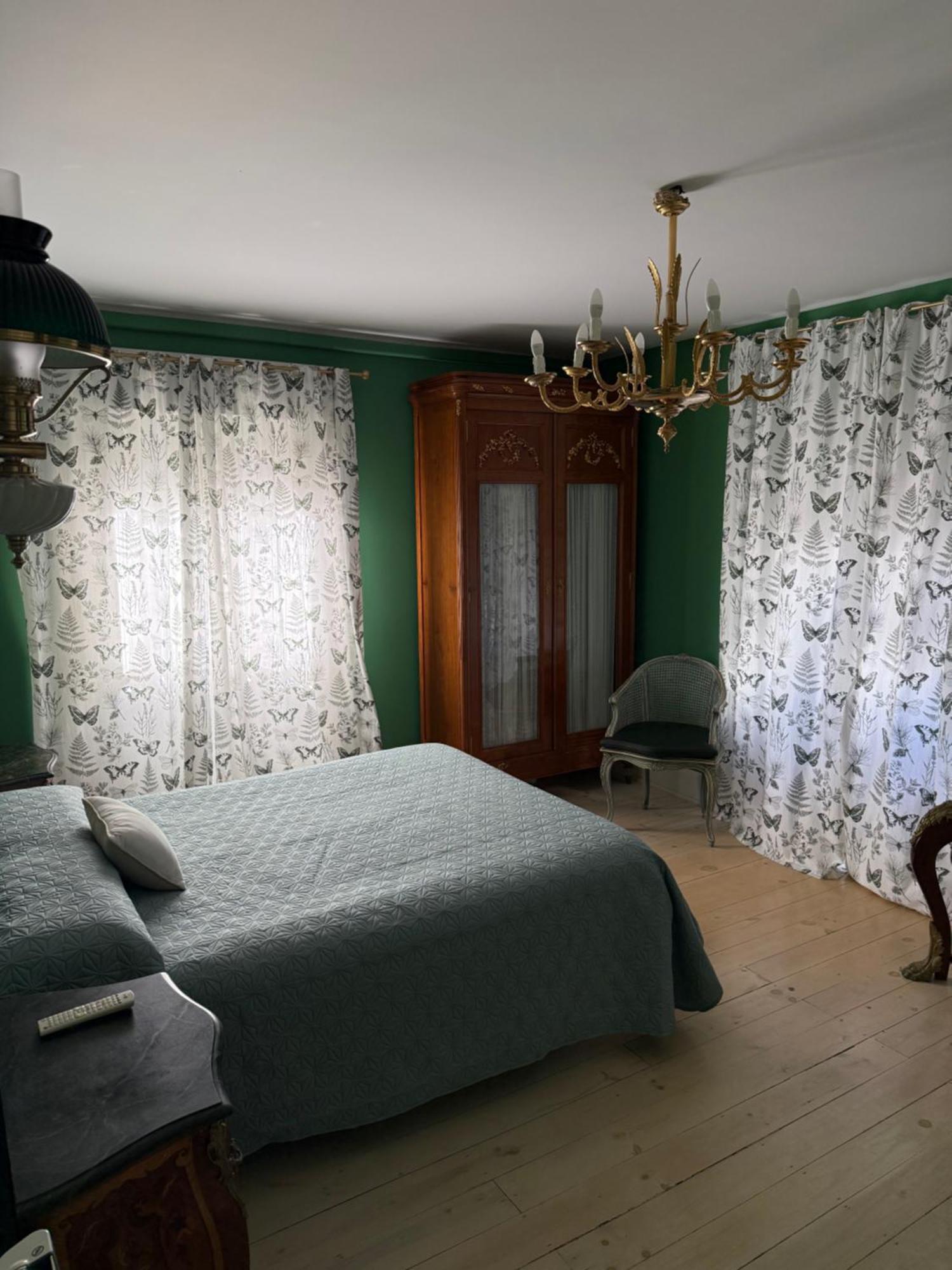 Hostal Boutique Puerta Del Sol Torrelavega Ngoại thất bức ảnh