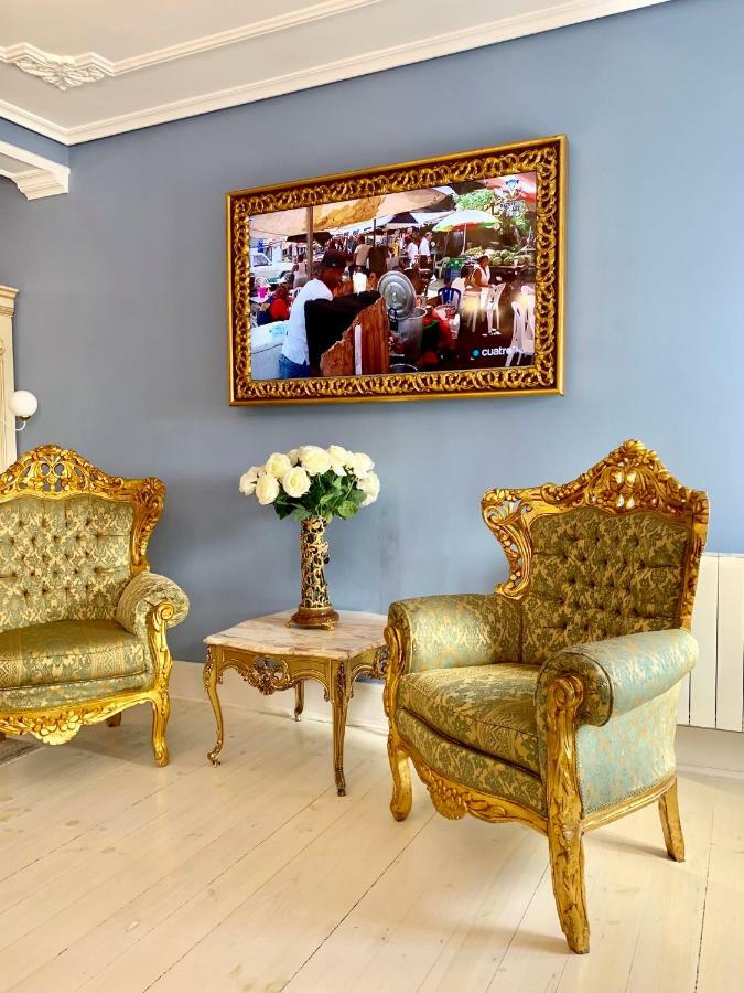 Hostal Boutique Puerta Del Sol Torrelavega Ngoại thất bức ảnh